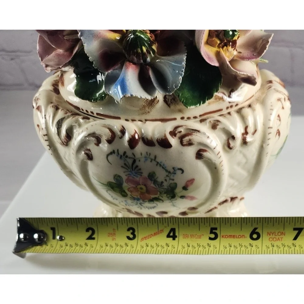 CAPODIMONTE Flowers  HH6 ITALY Lid Footed Bowl Tureen Covered Dish